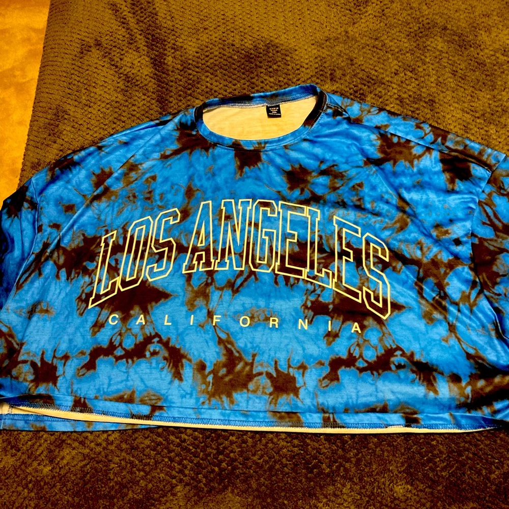 ⭐️ from shein/ 2xl⭐️  but it is a cutoff t shirt